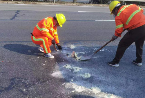 勉县公路下沉注浆加固